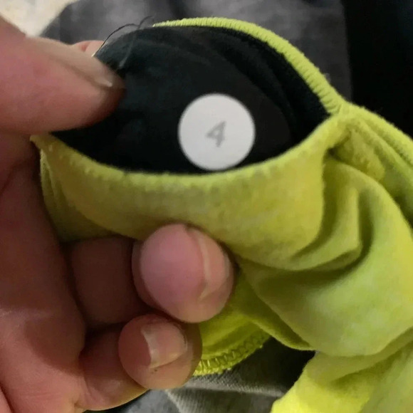 Lululemon gather and crow crops denim - Picture 13 of 13